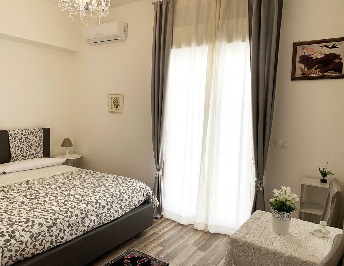 B&B Liola Patti Bagian luar foto